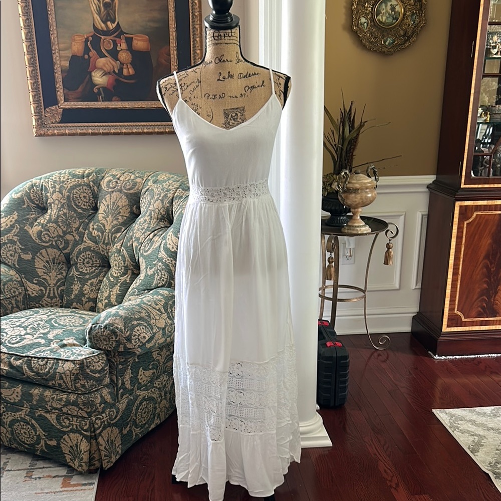 White Maxi Lace-Panel Sundress - Women's
